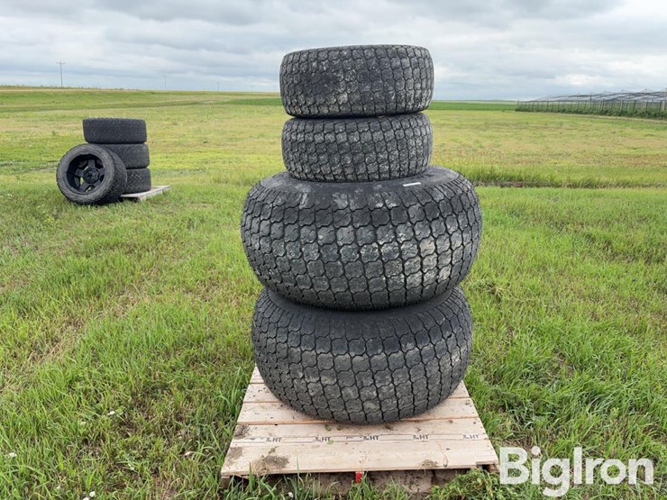 galaxy-turf-tractor-tires-&-rims-image-2