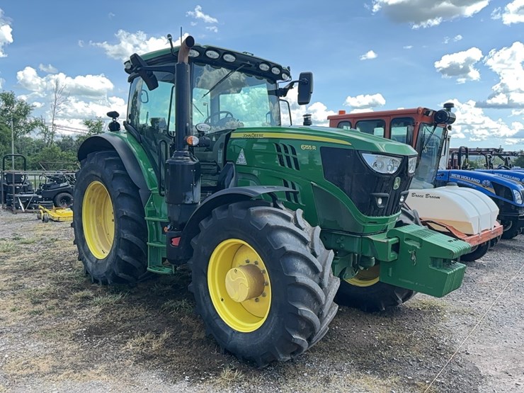 2022-john-deere-6155r-image-2