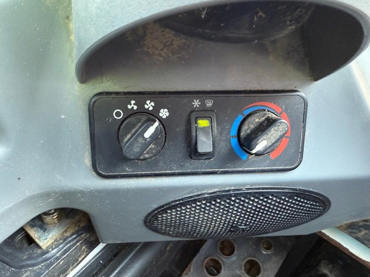 2023-bobcat-s510-image-23