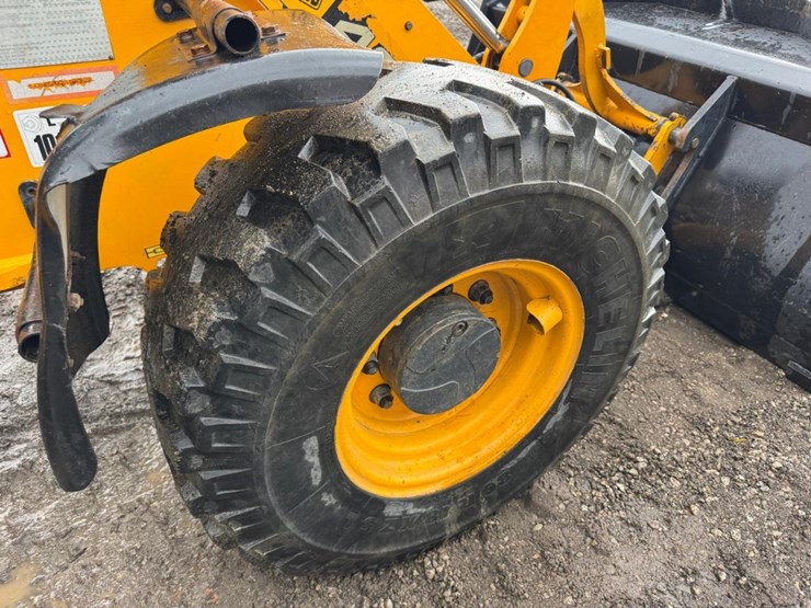 jcb-406-image-18