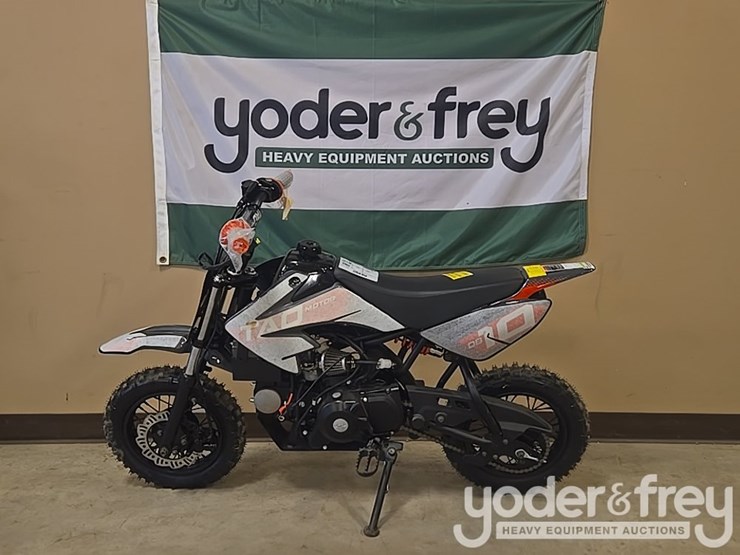 unused-db-10-dirt-bike,-red-image-2
