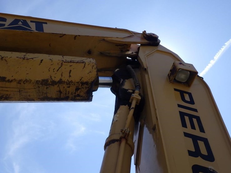 caterpillar-325l-image-24