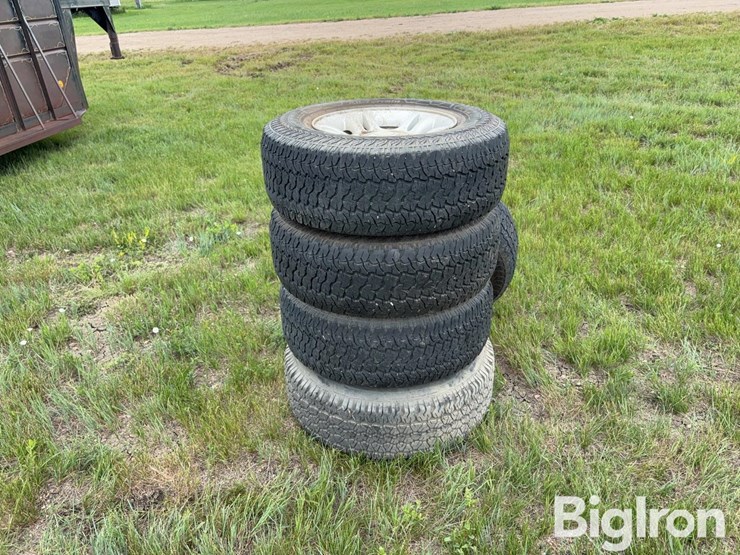 265/70r16-tires-w/dodge-rims-image-6
