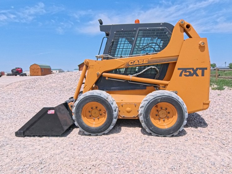 case-75xt-image-2