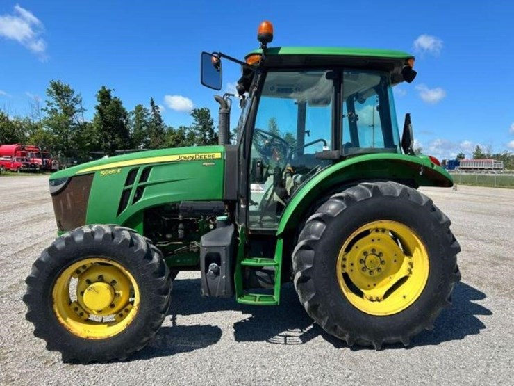 2016-john-deere-5085e-image-7