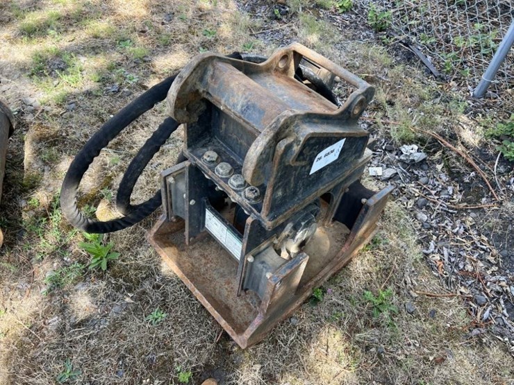 bobcat-e35-image-1