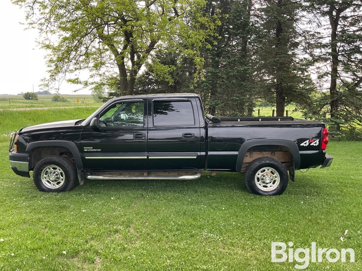 2007-chevrolet-2500-image-8