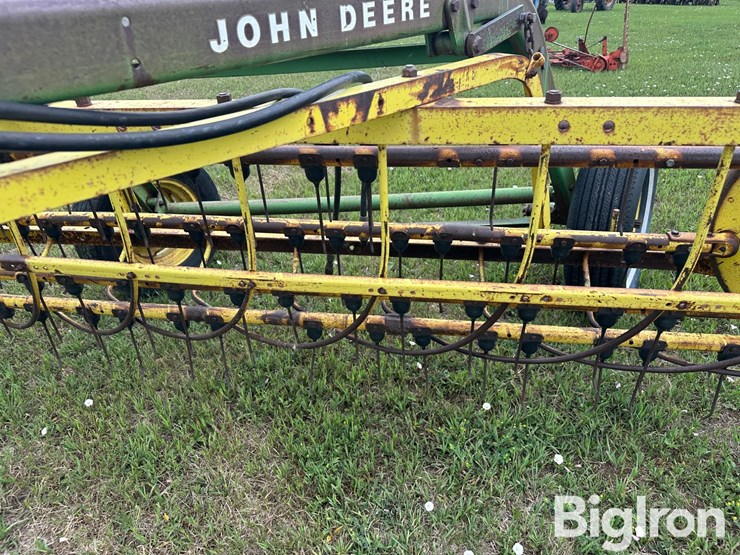 john-deere-660-image-12