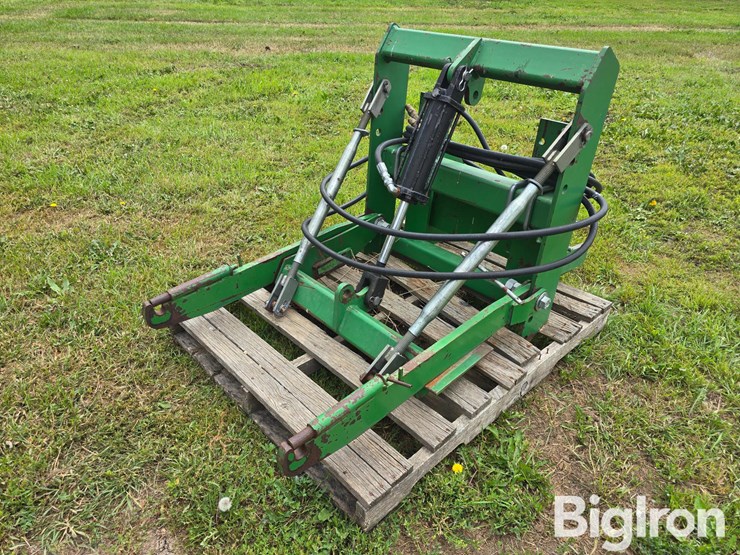 john-deere-8100-image-1