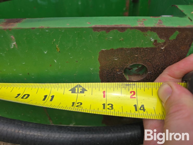 john-deere-8100-image-17