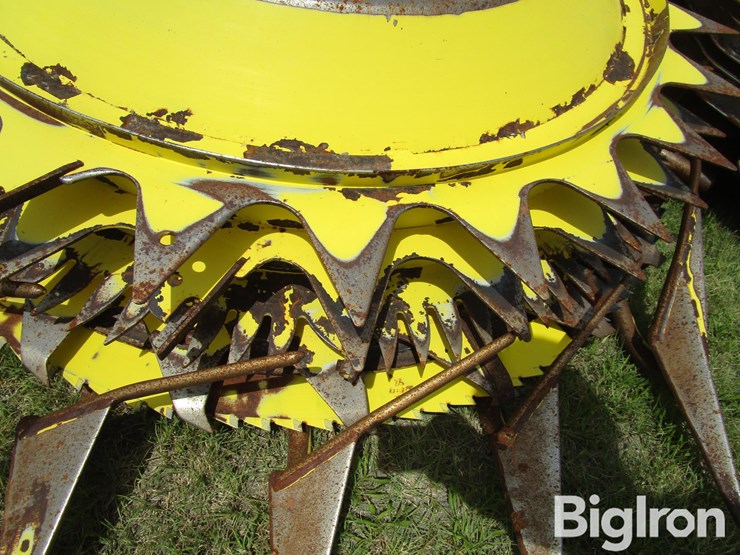 2019-john-deere-772-image-19