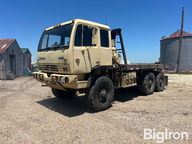 2000-stewart-&-stevenson-m1088a1-image-1