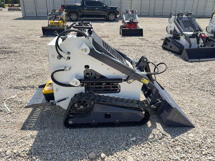 2026-zjg-zj-380-tracked-mini-skid-steer-loader-image-7