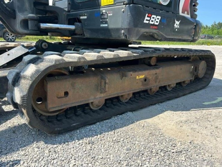 2022-bobcat-e88-image-63
