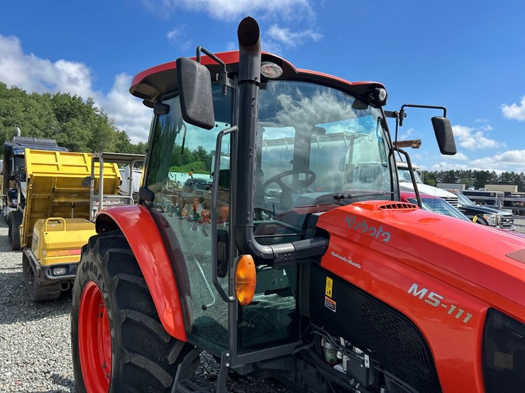 kubota-m5-111d-image-89