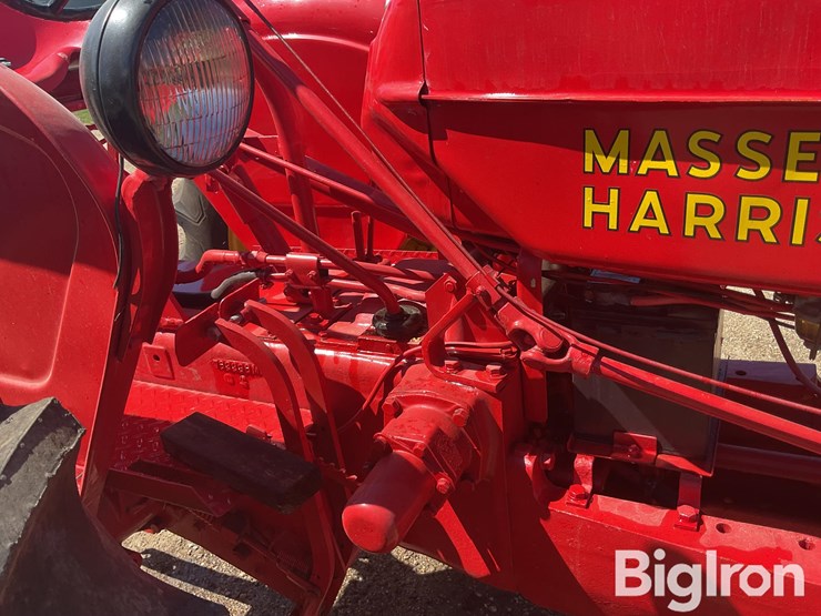 massey-ferguson-44-image-13