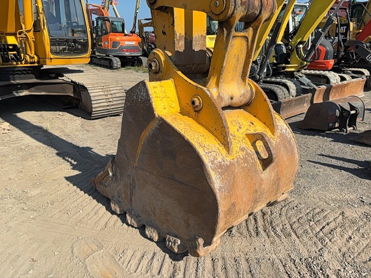deere-230-lc-image-9
