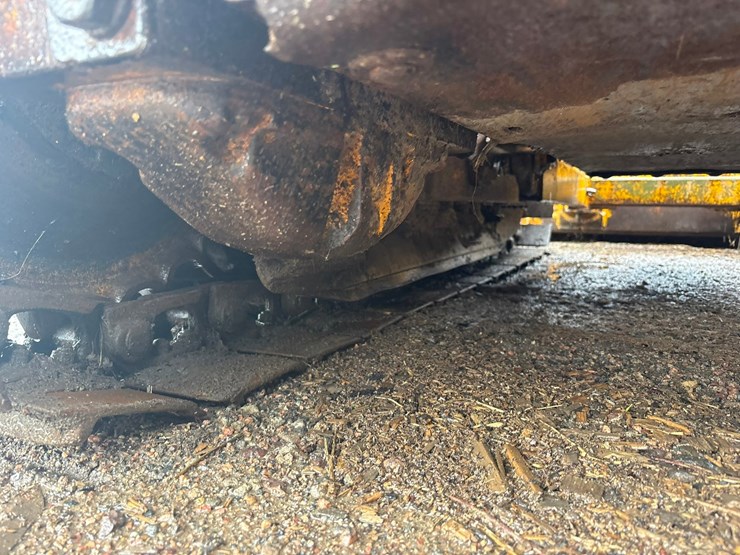 john-deere-350-image-54