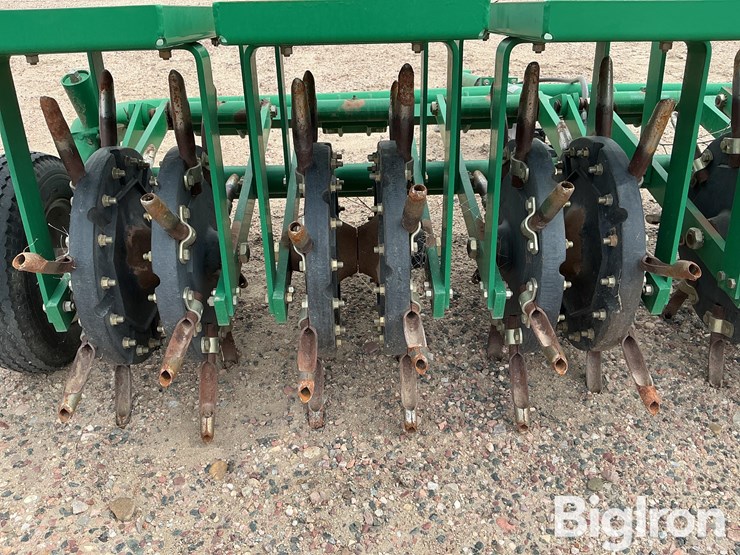 ryan-renovaire-tow-behind-aerator-image-13