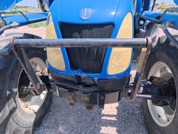2004-new-holland-tl100a-image-17