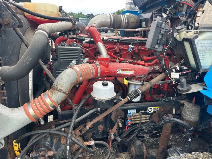 2013-kenworth-t800-image-49