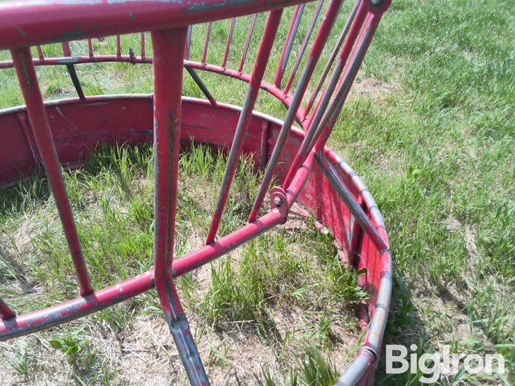 bale-feeder-image-13