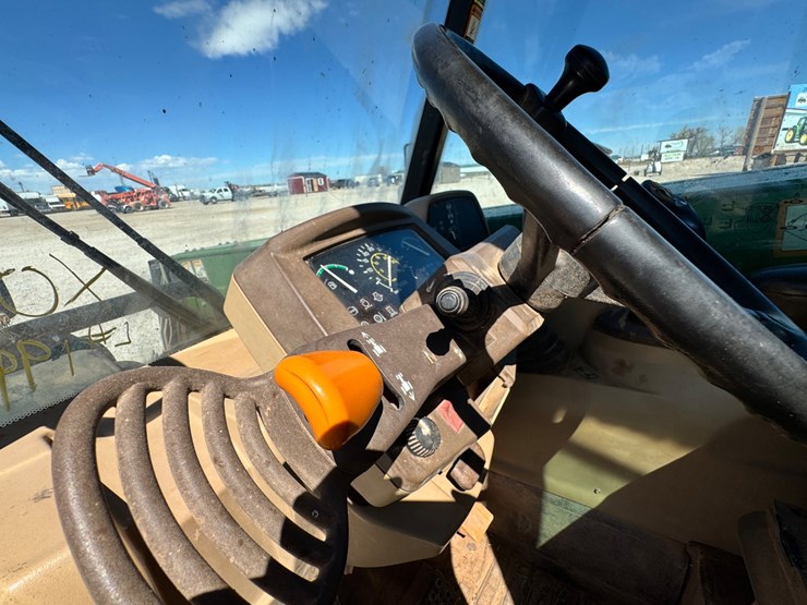 john-deere-3400-image-28