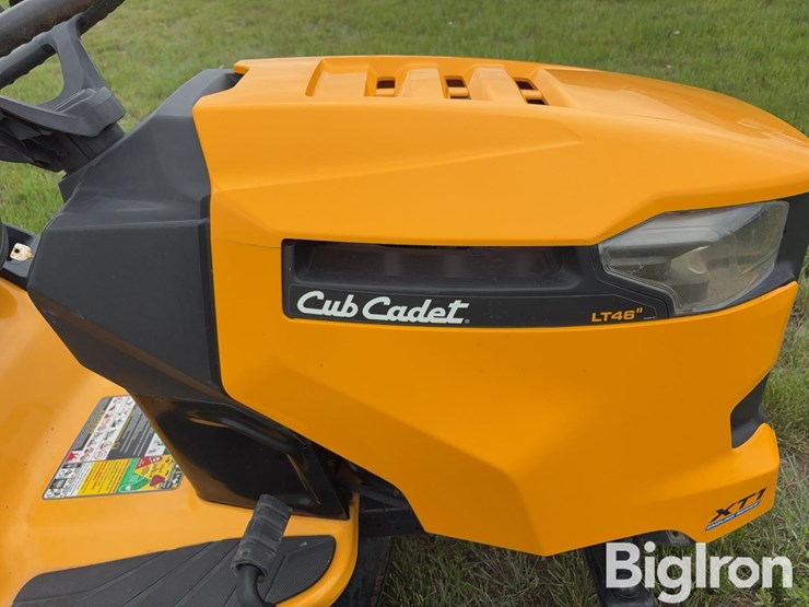 2018-cub-cadet-13apa1ct010-xt1-lt46"-lawn-mower-image-13