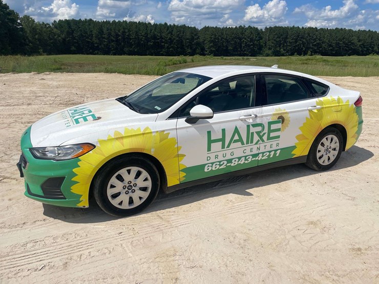 2020-ford-fusion-4-door-sedan-(151,145-miles)-image-1