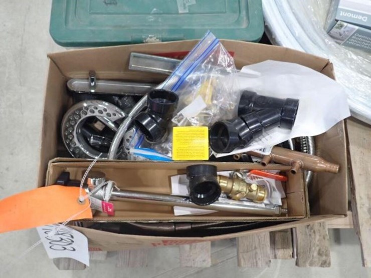 unused-plumbing-supplies-image-12