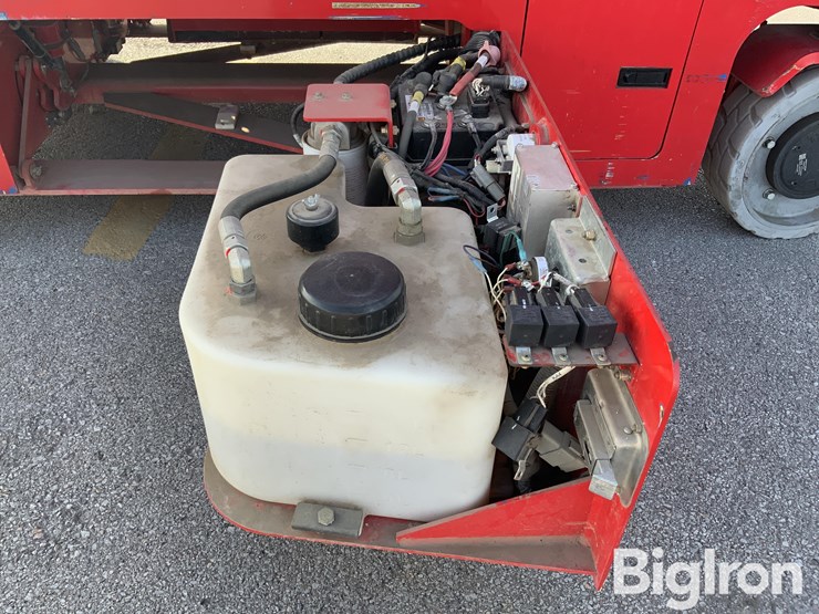 2019-massey-ferguson-730-image-18