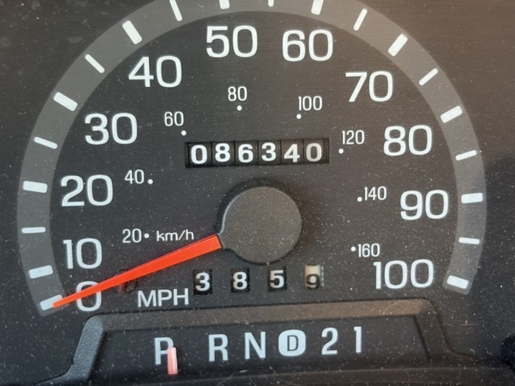 1999-ford-e250-image-25