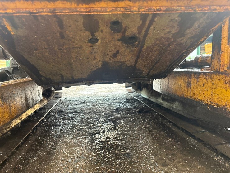 john-deere-350-image-39