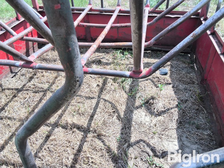 bale-feeder-image-10