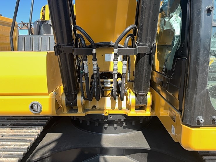 caterpillar-320gc-image-19
