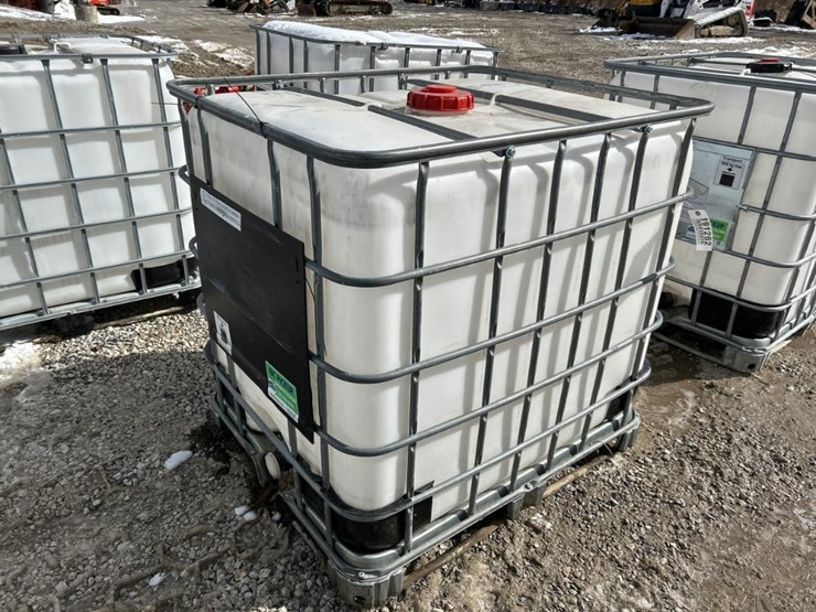 water-tank-tote-image-3