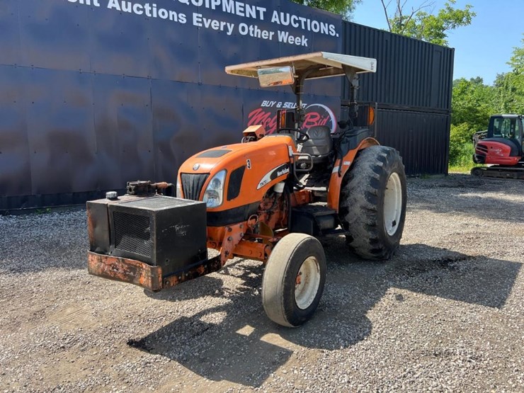 new-holland-tn70a-image-2