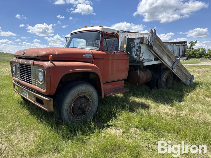 1967-ford-f800-image-1
