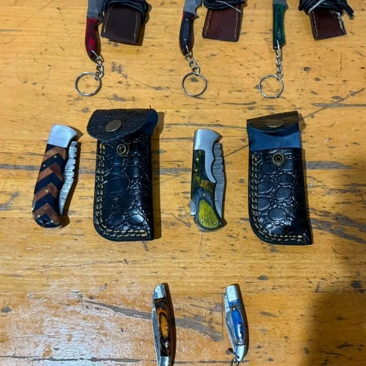 QTY (7) Pocket & Keychain Knives w/ Leather Sheaths Folding & Fixed Blade Assortment