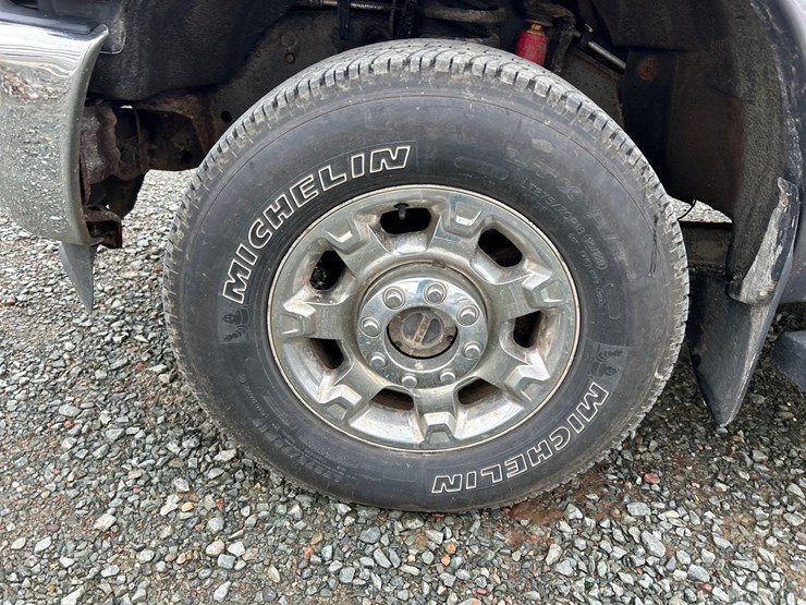 2012-ford-f350-image-45