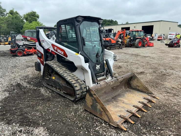 2021-bobcat-t64-image-8