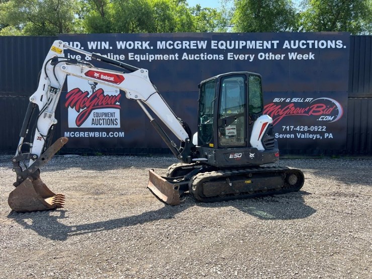 2021-bobcat-e50-image-1
