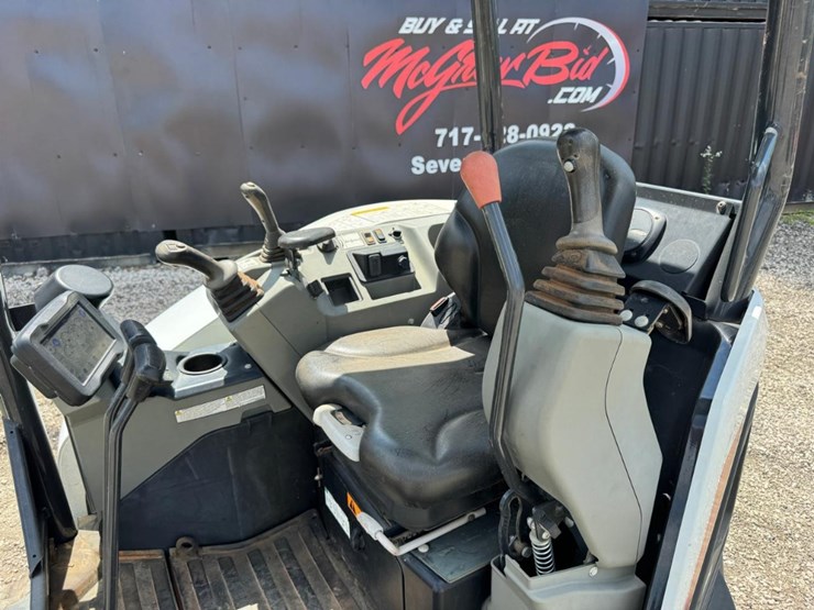 2023-bobcat-e35i-image-23