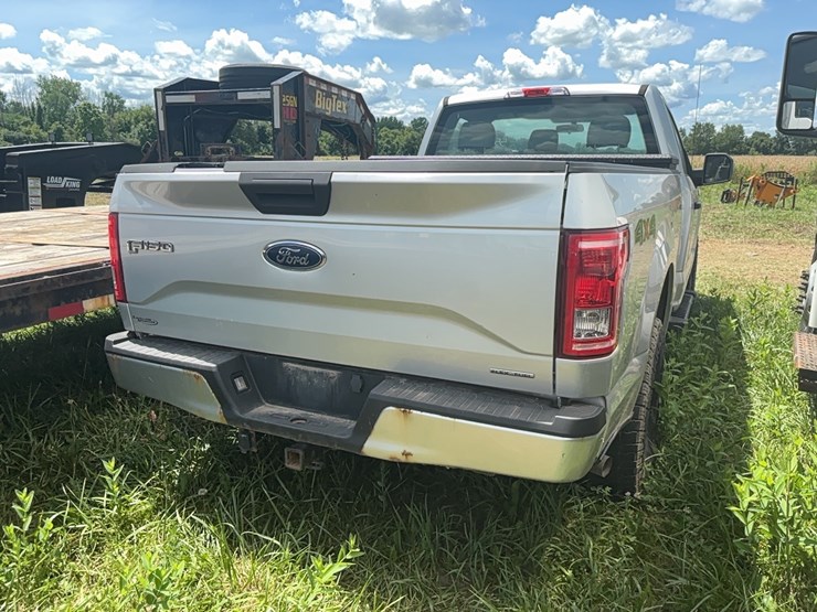 2017-ford-f150-image-3