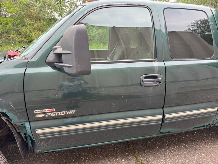 2002-chevrolet-2500hd-image-13