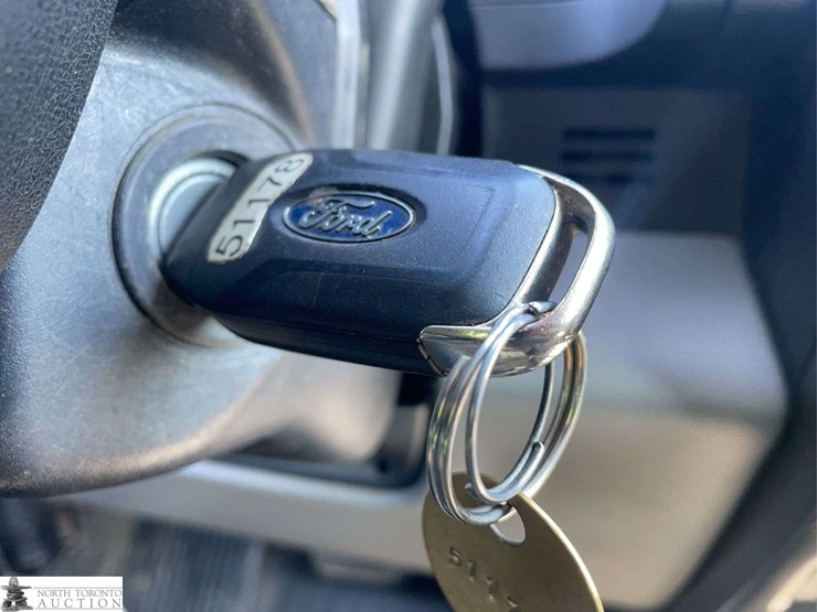 2017-ford-f150-image-14