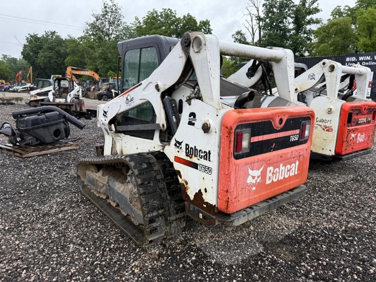 2015-bobcat-t650-image-2