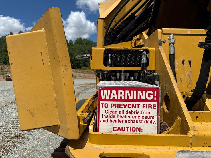 2014-caterpillar-501-image-47
