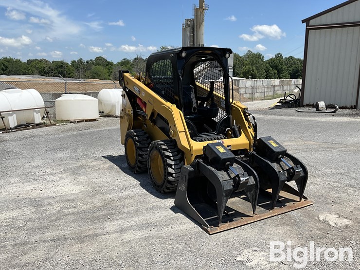 2023-caterpillar-232d3-image-3