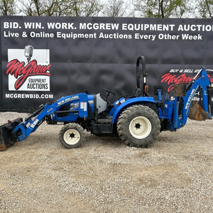 2015 NEW HOLLAND BOOMER 37